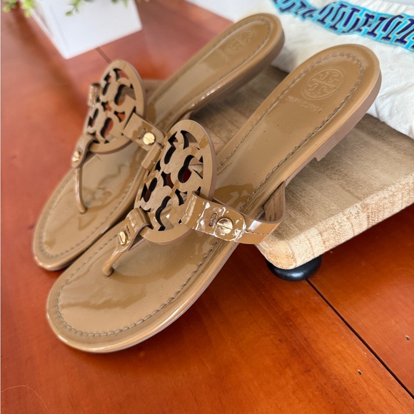 Tory Burch Miller Paten Sandal - Picture 4 of 9